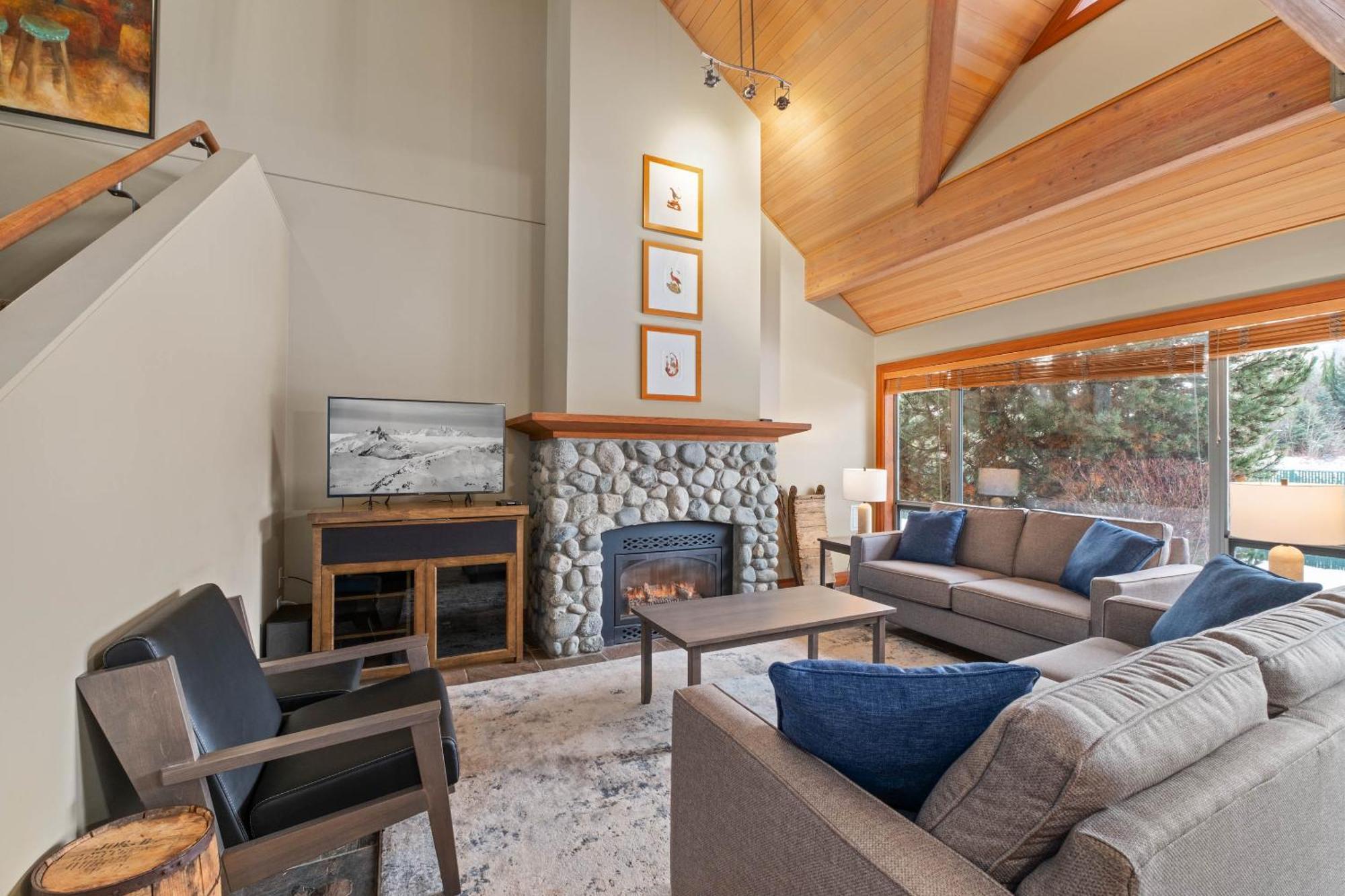 Montebello By Whistler Premier Extérieur photo