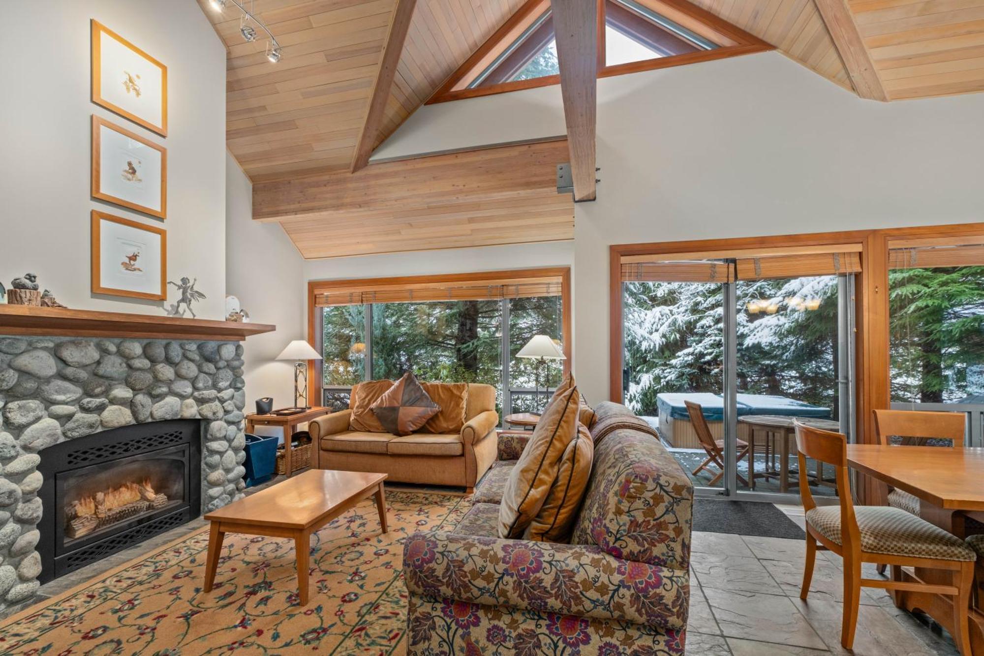 Montebello By Whistler Premier Extérieur photo